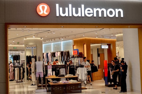 尊龙凯时2026世界杯中国官方网站 告别“内战”, lululemon迎来更难的复苏之战