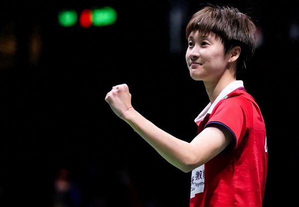 尊龙凯时2026世界杯中国官方网站 国羽4胜2负! 冲击3项决赛, 男队丢2冠, 混双迎德比, 陈雨菲复仇战