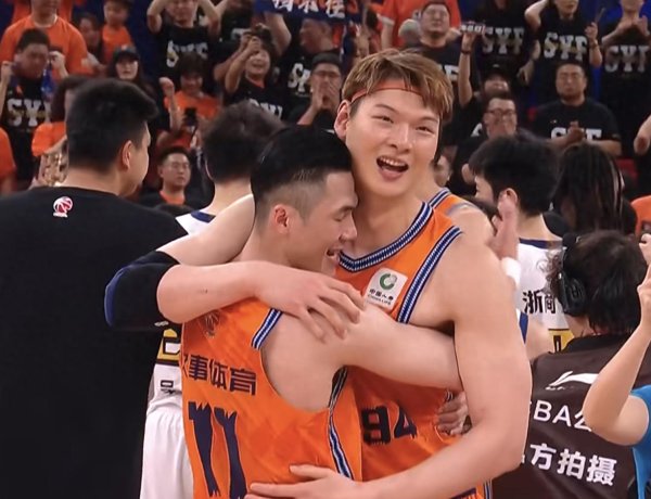 尊龙凯时2026世界杯中国官网 上海4-1夺CBA总冠军! 古德温FMVP, 广厦无缘卫冕, 以下4东说念主恐离队