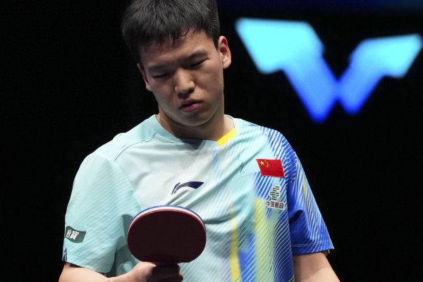 尊龙凯时2026世界杯中国官方网站 向鹏获外卡双线作战! 温瑞博蒯曼再搭打阅历赛, 国乒6东谈主身兼三项